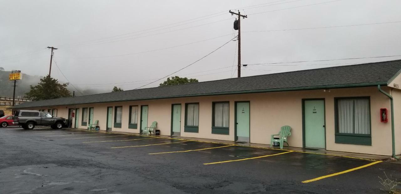 Quick Stop Motel Round Prairie Esterno foto